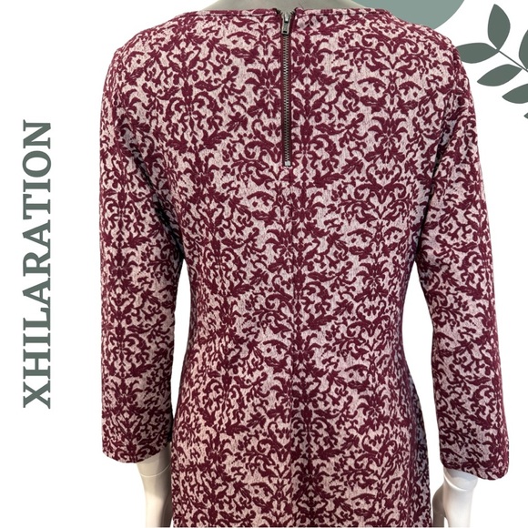 🛍️3/$40 Xhilaration Burgundy Jacquard Knit Dress 3/4 Sleeve Damask Print Large - Picture 6 of 7